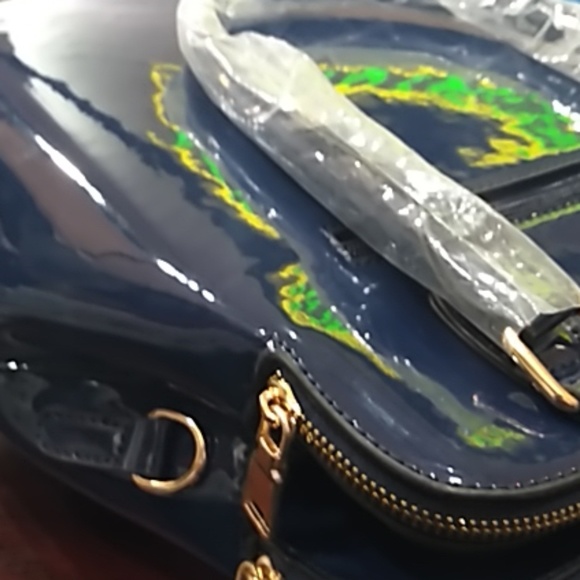 Handbag - Picture 2 of 2